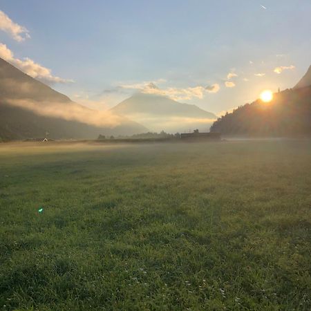 Apart Alp Line Daire Mils bei Imst Dış mekan fotoğraf