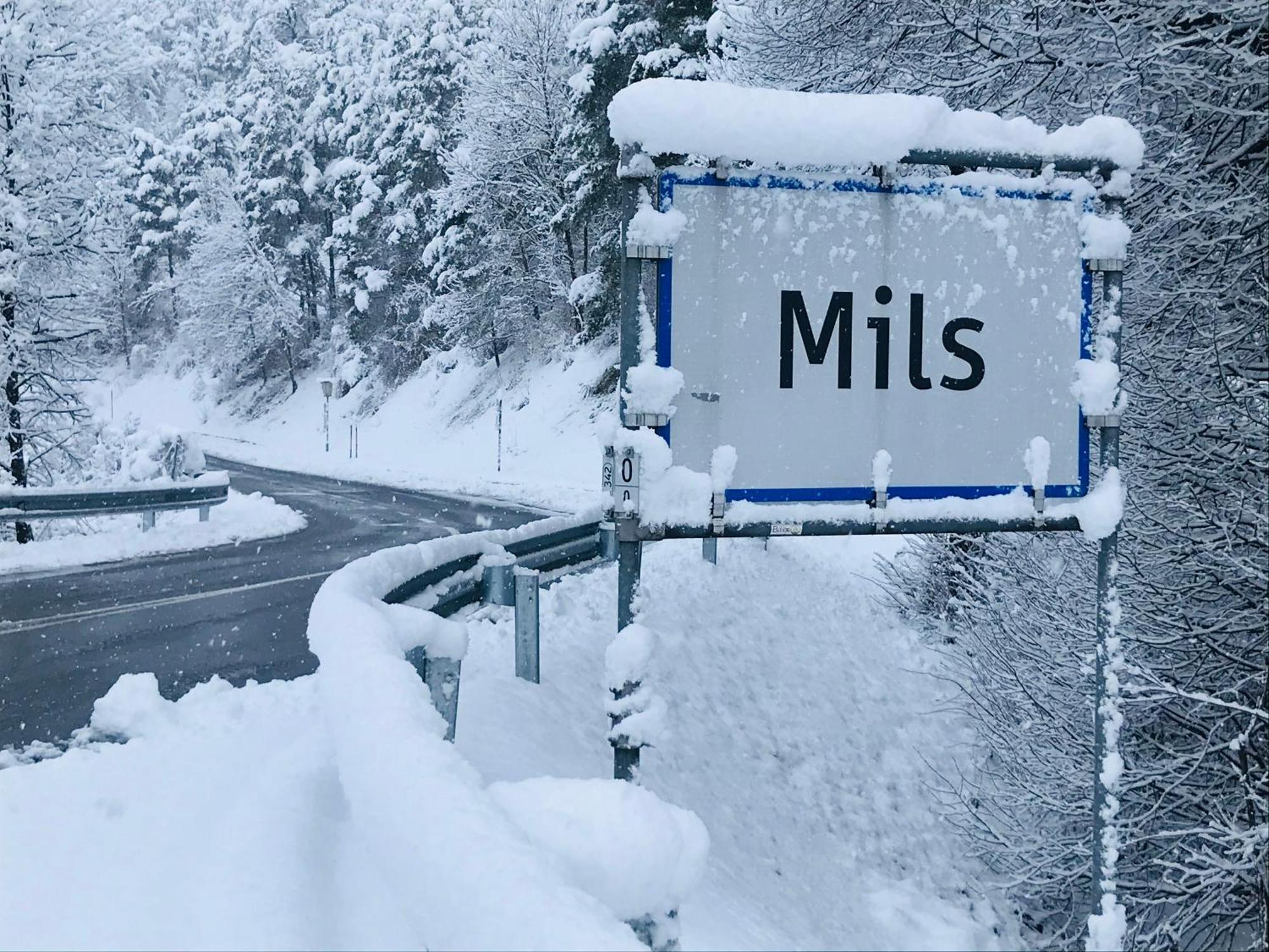Apart Alp Line Daire Mils bei Imst Dış mekan fotoğraf